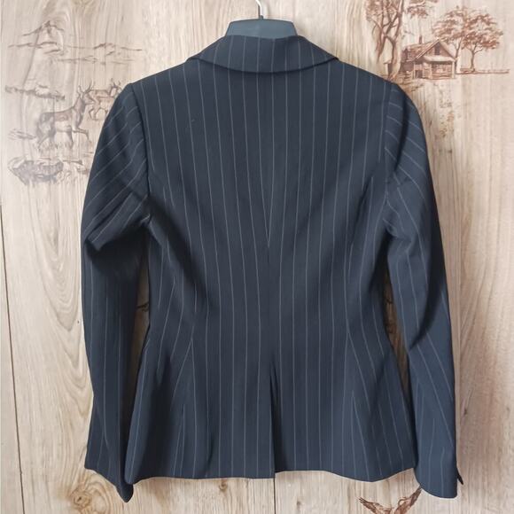 H&M Pink Pinstripe Black Suit Blazer Size 6 - Picture 4 of 9